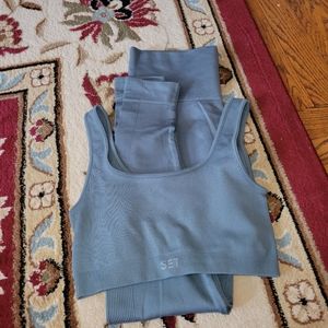 Set active bra,size XS in greyish green color